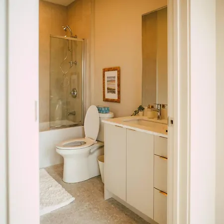 New Luxury 2Br Penthouse Apt In Central Halifax Exterior photo