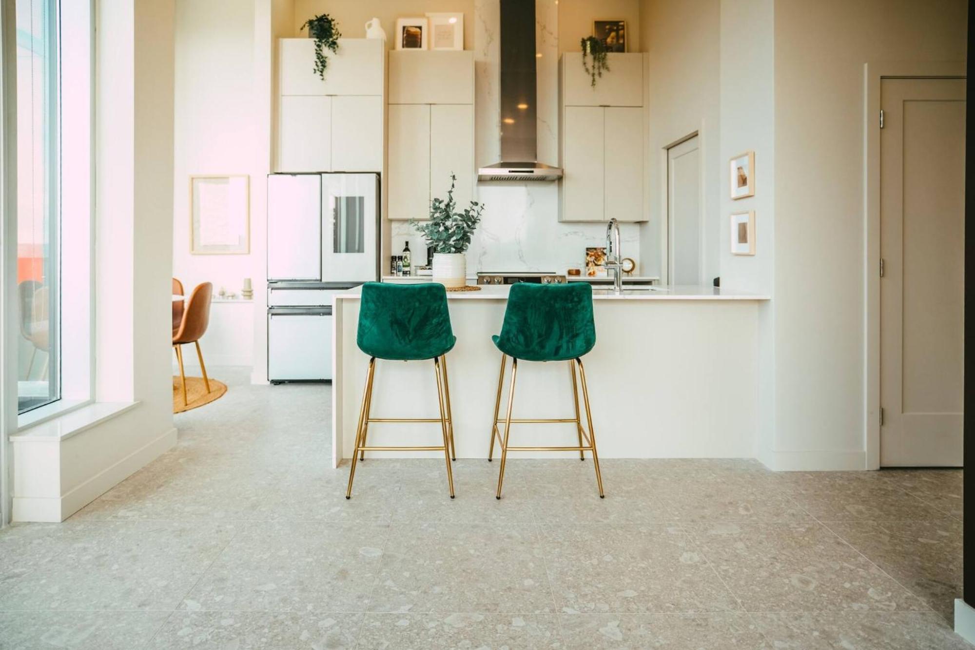 New Luxury 2br Penthouse In * Halifax
